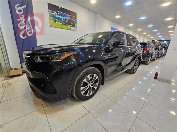 Toyota for sale in Iraq